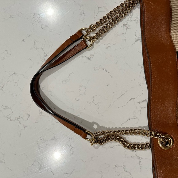 Gucci Rajah Large Tote - Picture 3 of 9